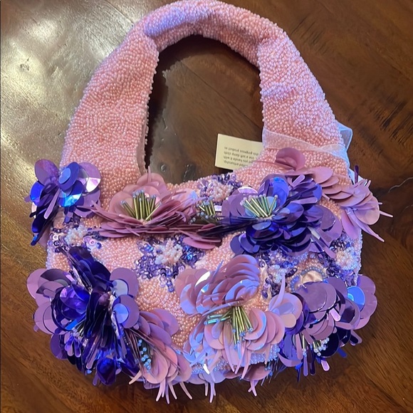 ✨💜🩷💜 Gorgeous & Fun Floral Hand Bag!! 🩷💜🩷 ✨ - Picture 1 of 10